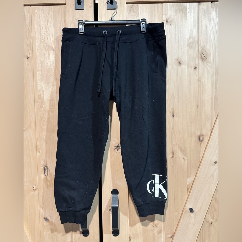 Calvin Klein Capri sweats